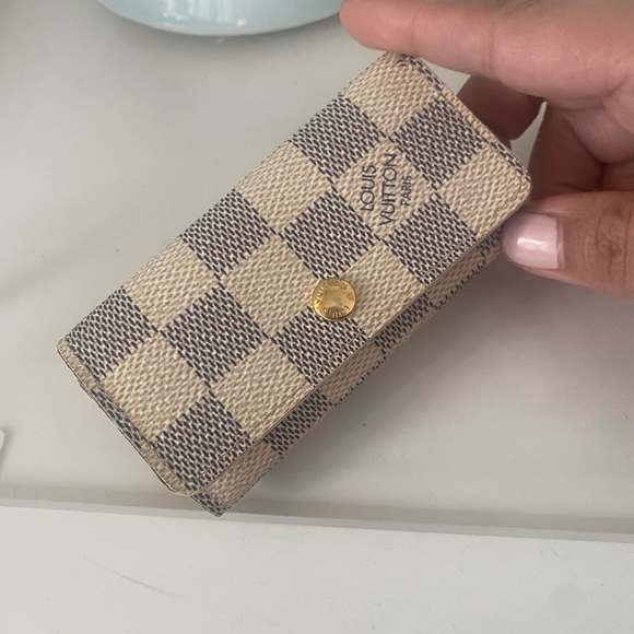 Louis Vuitton Accessories - Louis Vuitton azur 4 key holder